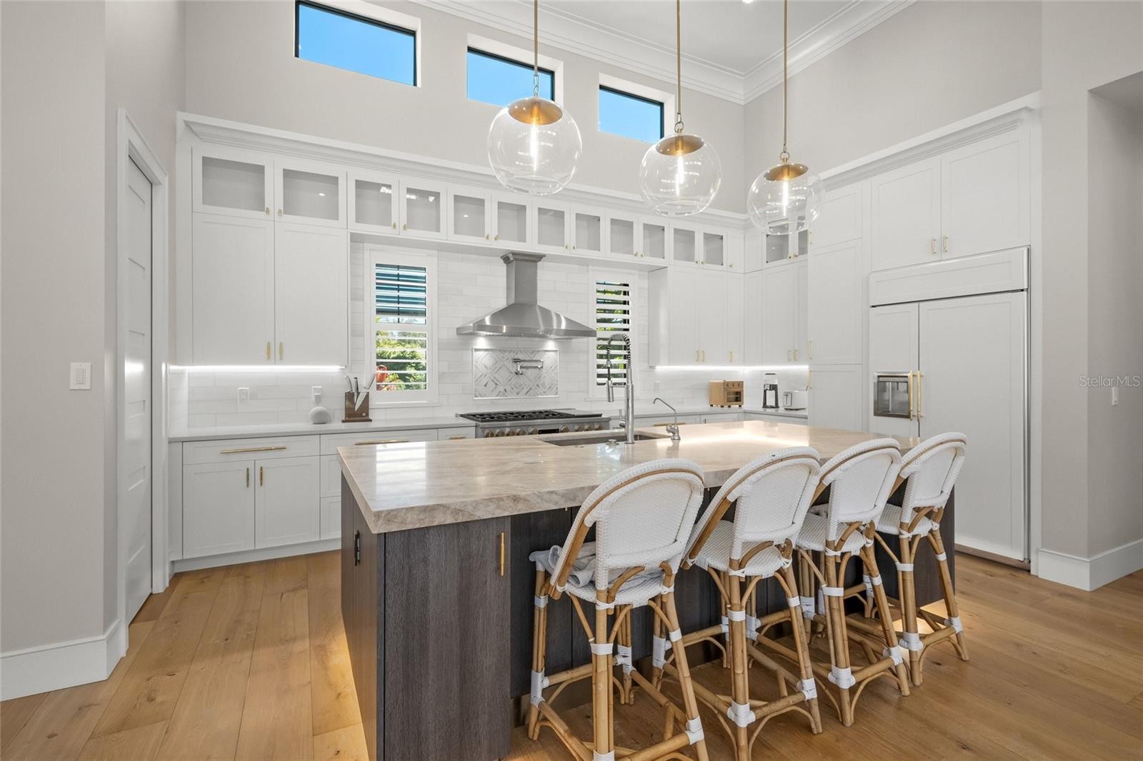 HANSENS SUB OPPOSITE PG IN PB - Residential