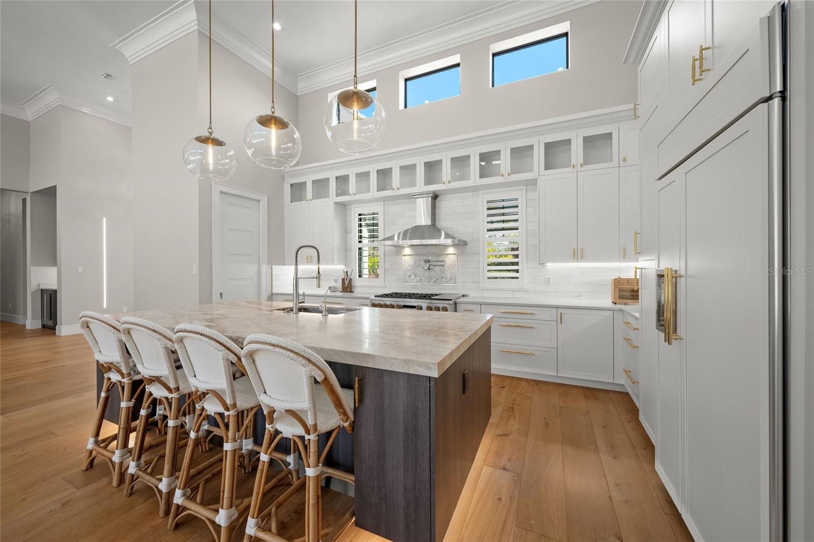 HANSENS SUB OPPOSITE PG IN PB - Residential