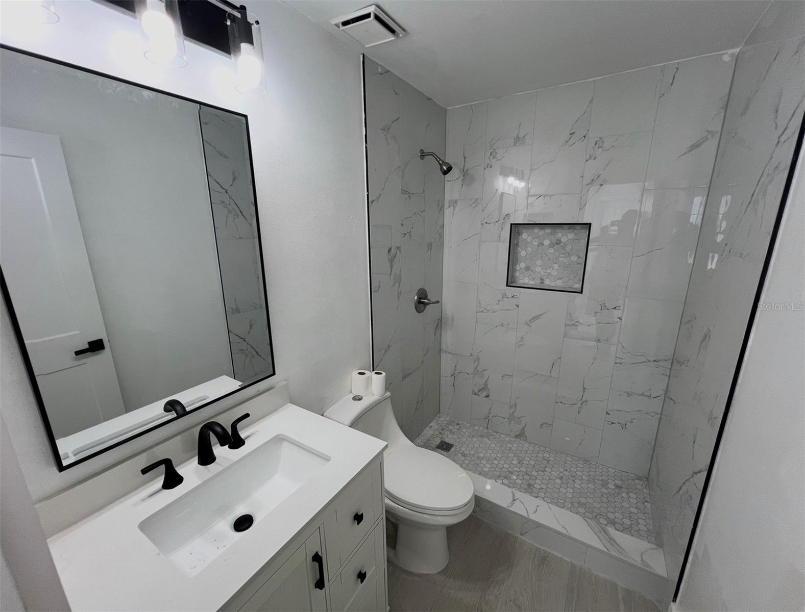 HAMPTON PARK UNIT 4 - Residential