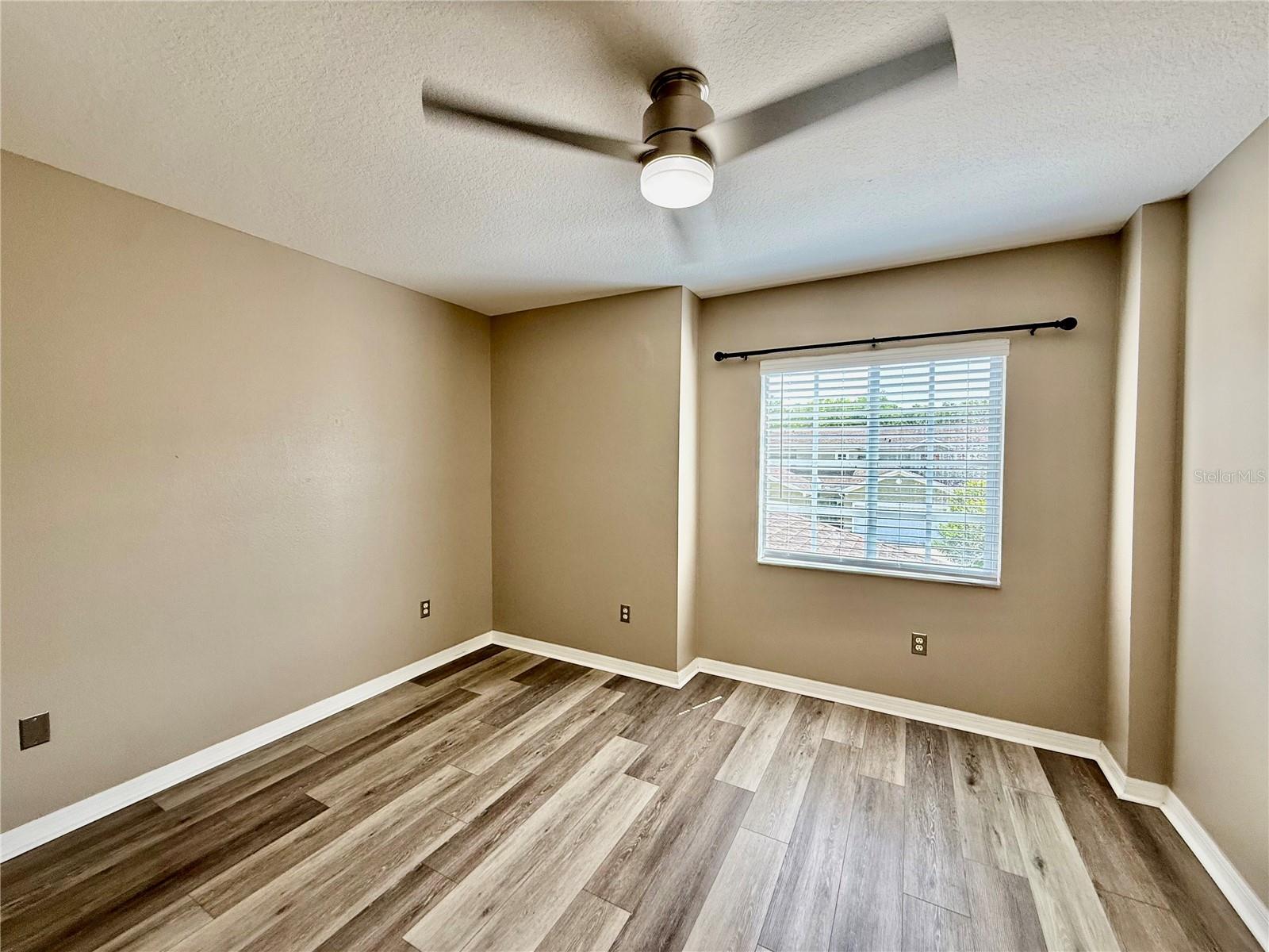 CASA BLANCA - Residential Lease