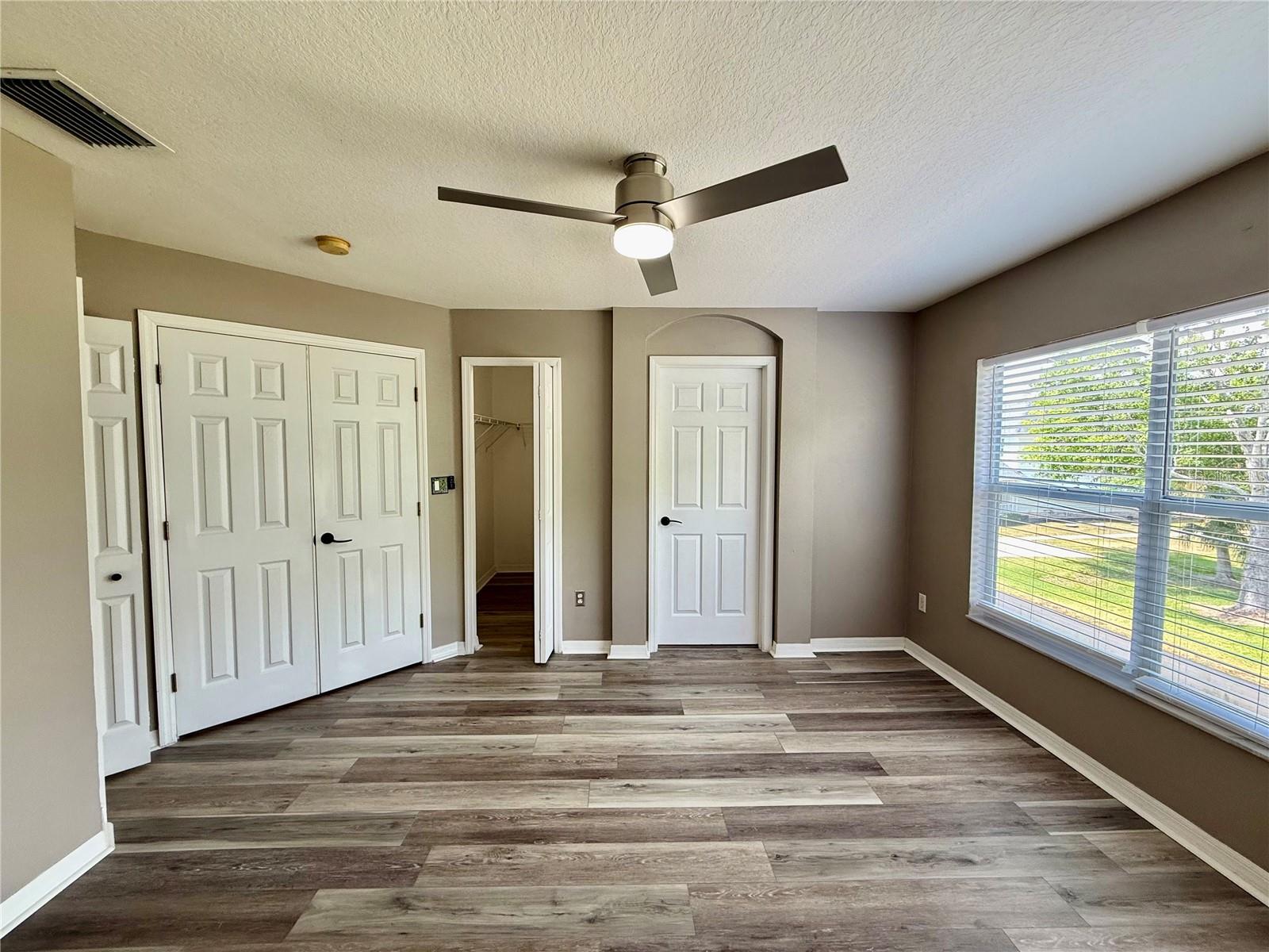 CASA BLANCA - Residential Lease