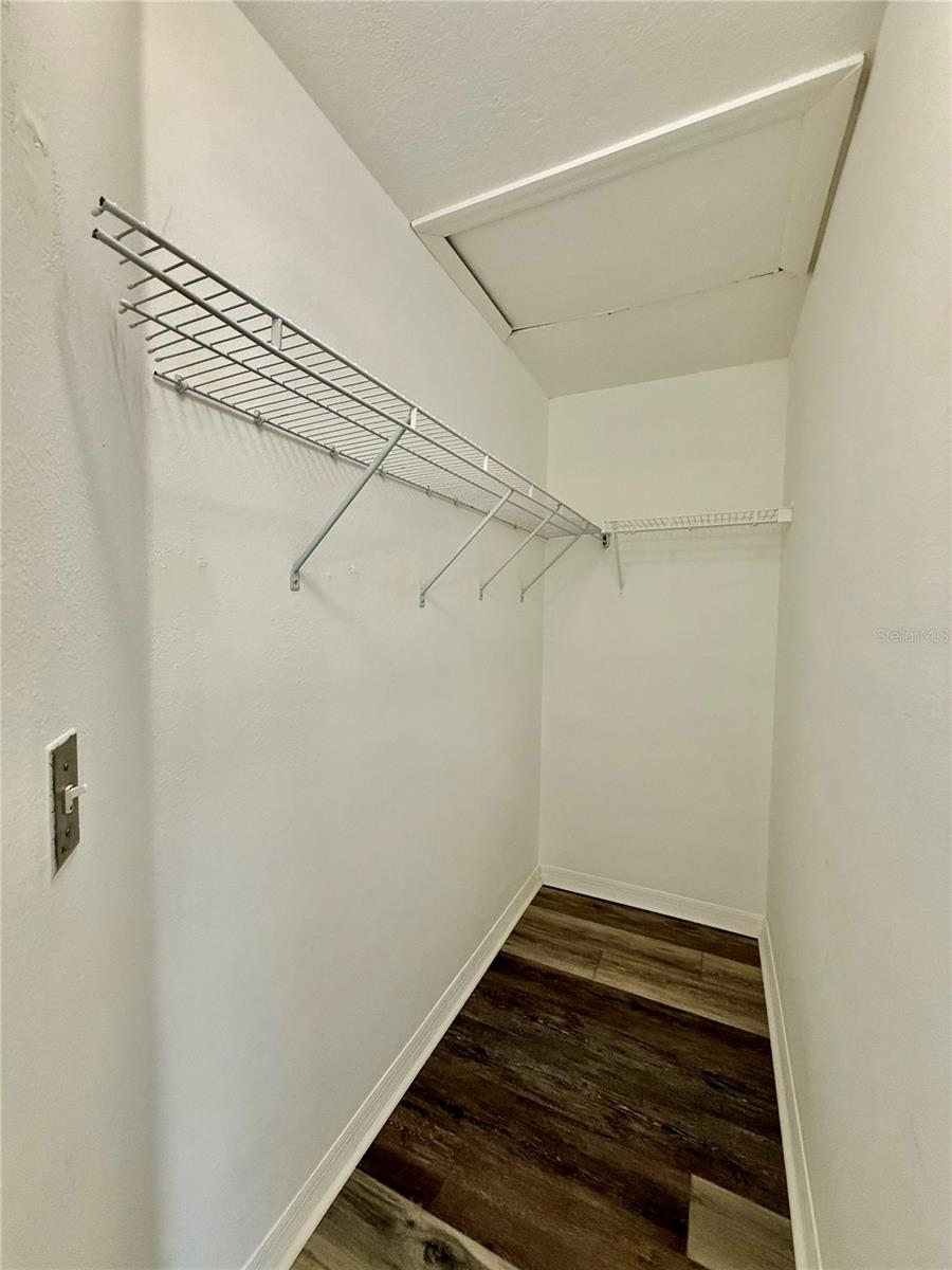 CASA BLANCA - Residential Lease