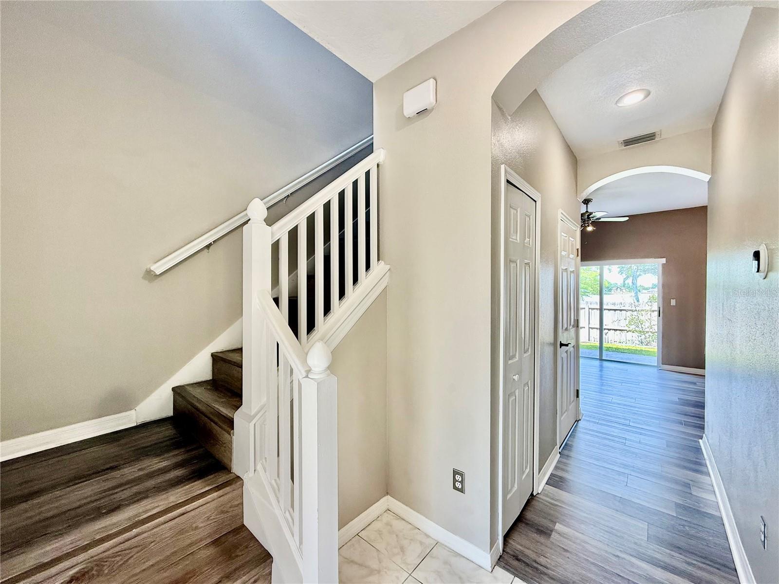 CASA BLANCA - Residential Lease