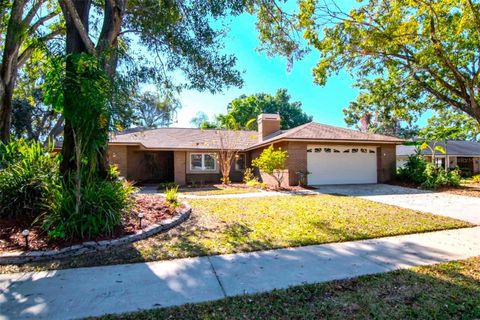 Photo of 4618 Westford Circle, Tampa, FL 33618 (MLS # TB8439340)