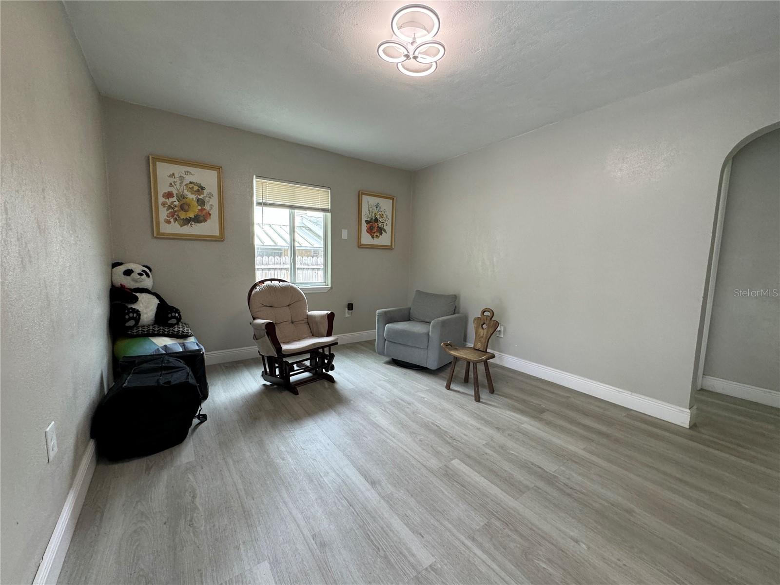 ARCADIAN HEIGHTS - Residential Lease