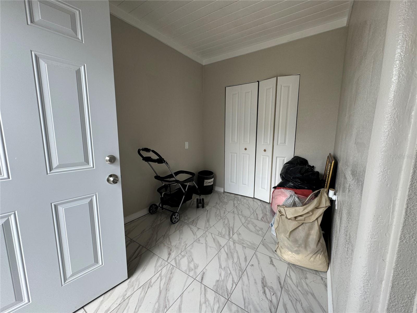 ARCADIAN HEIGHTS - Residential Lease