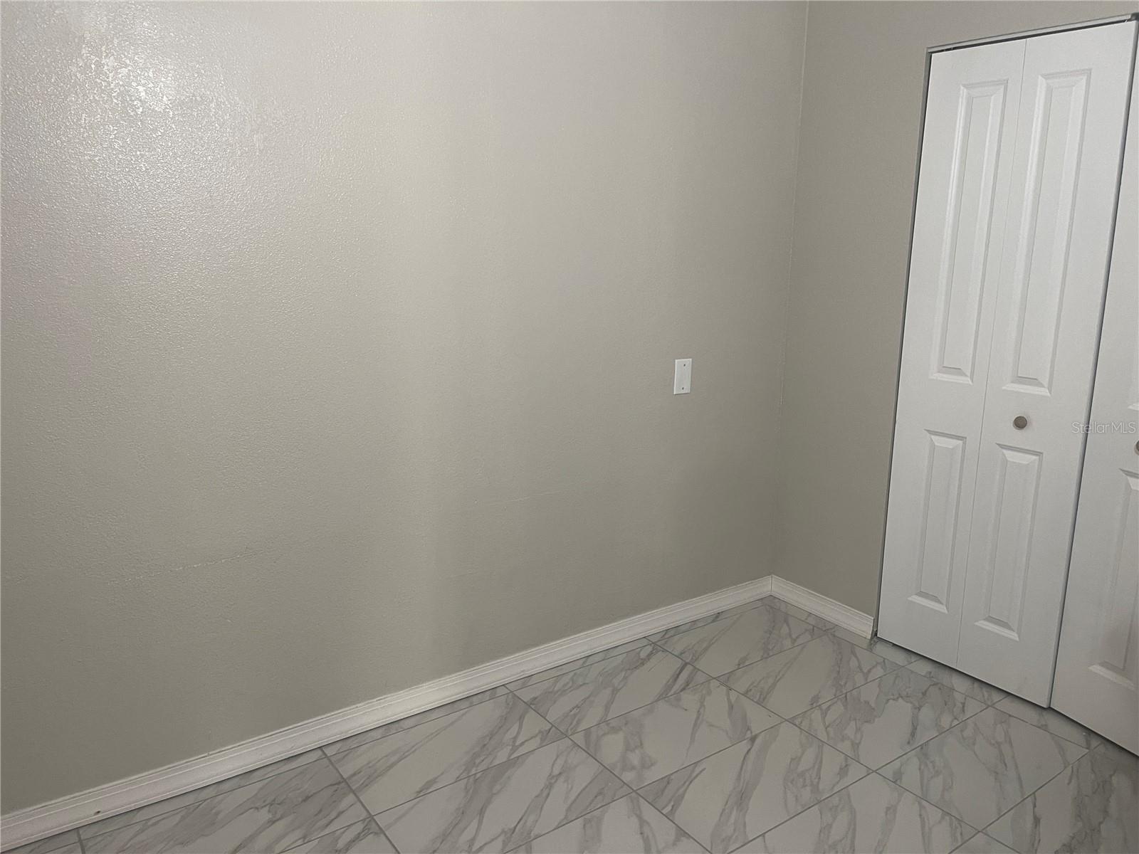 ARCADIAN HEIGHTS - Residential Lease