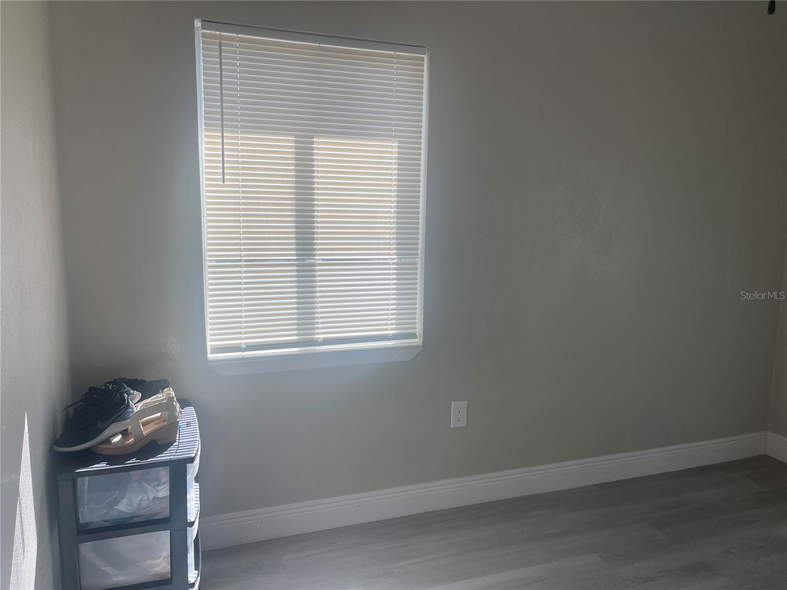 ARCADIAN HEIGHTS - Residential Lease