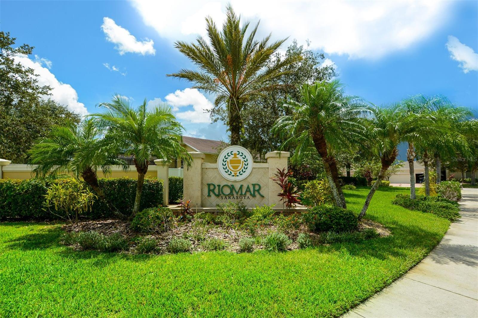 CASCADES AT SARASOTA PH IV - Residential