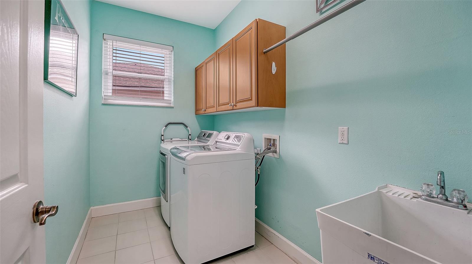 CASCADES AT SARASOTA PH IV - Residential