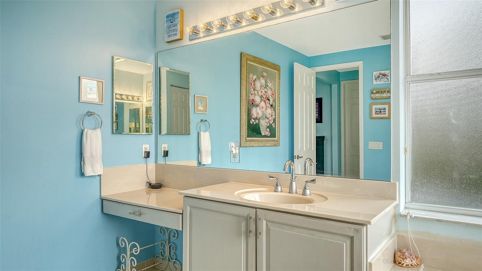 CASCADES AT SARASOTA PH IV - Residential