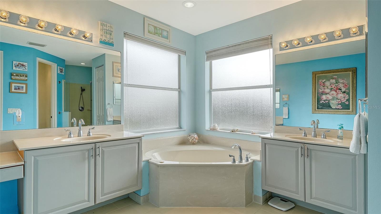 CASCADES AT SARASOTA PH IV - Residential