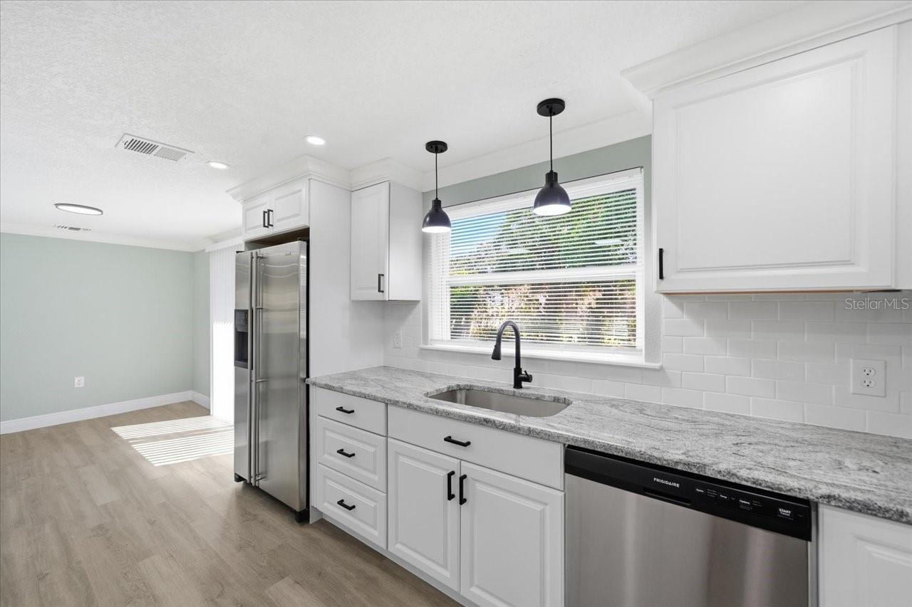 HOLIDAY LAKE ESTATES - Residential