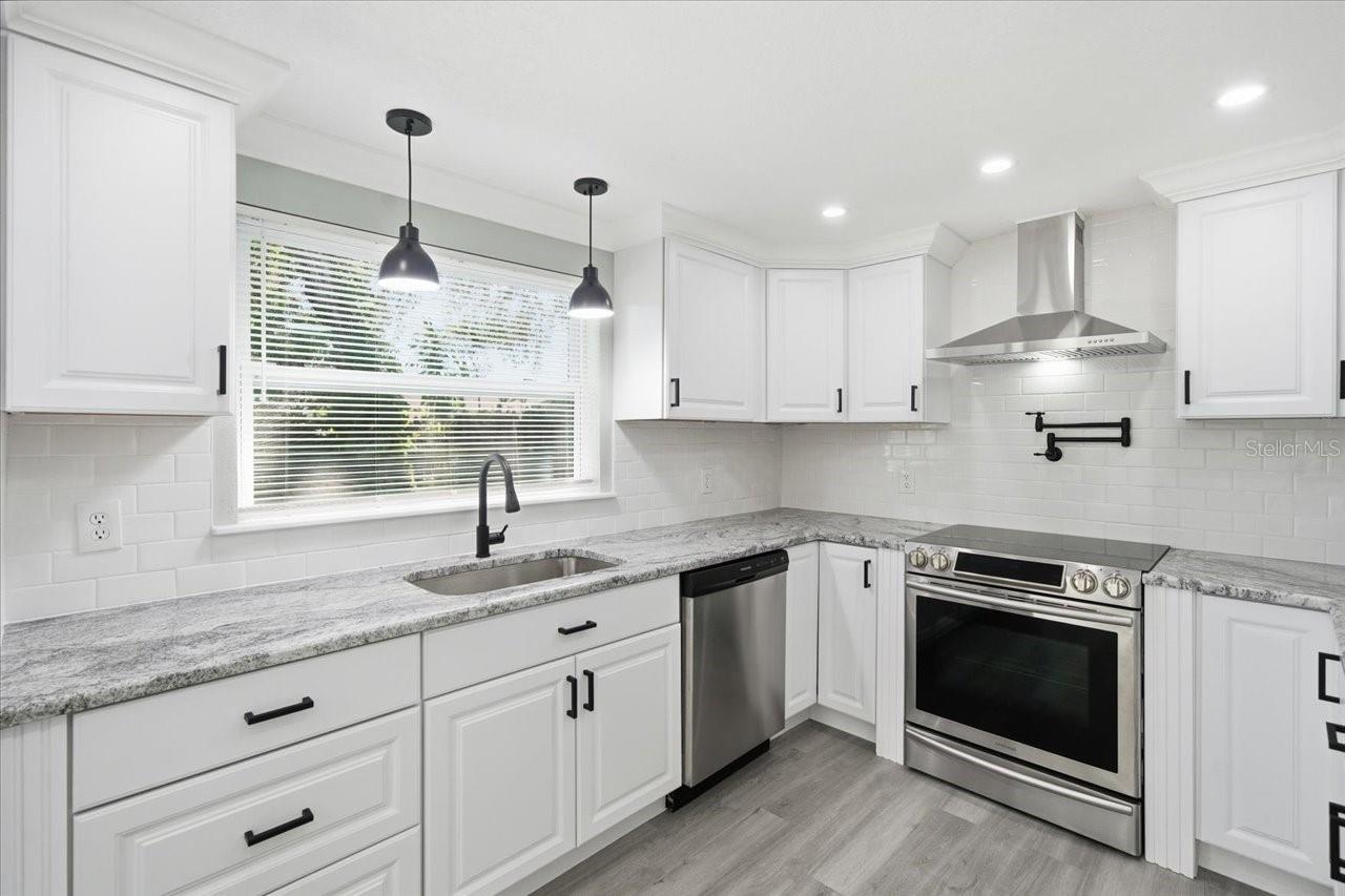 HOLIDAY LAKE ESTATES - Residential