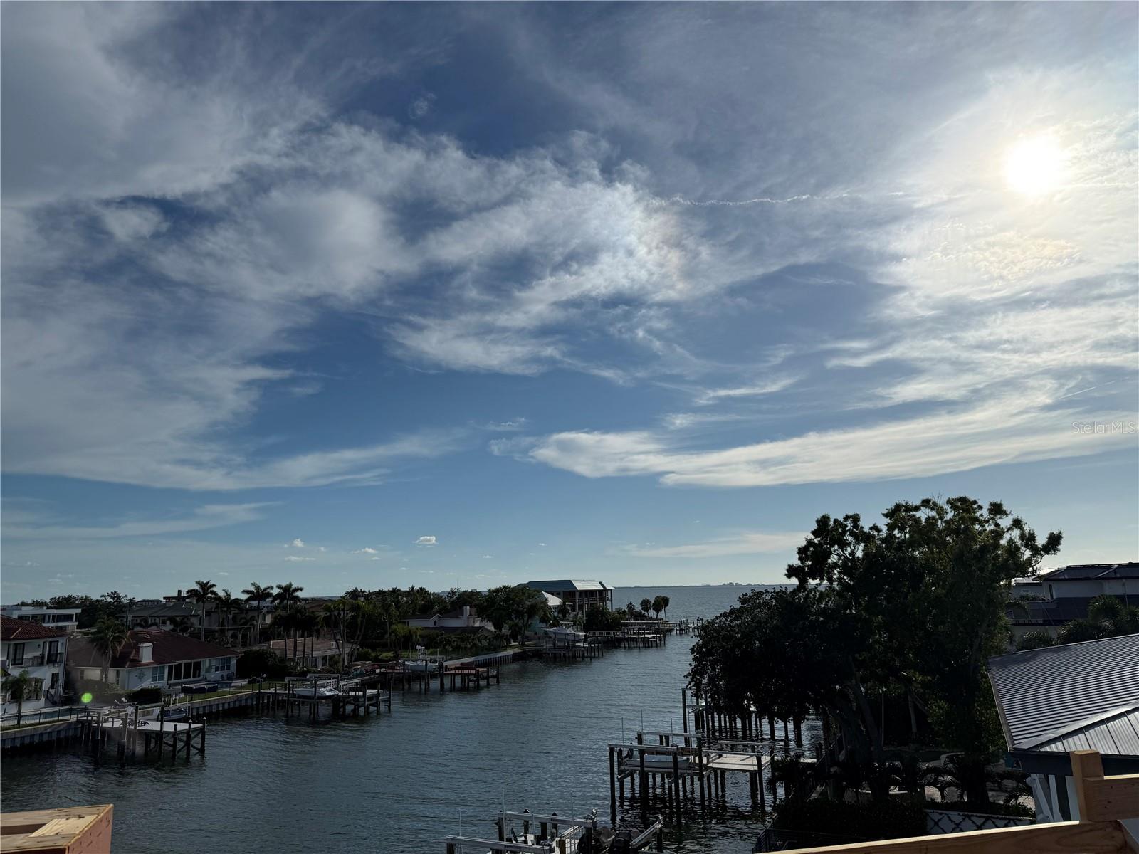 SUNSET PARK ISLES UNIT 4 - Residential