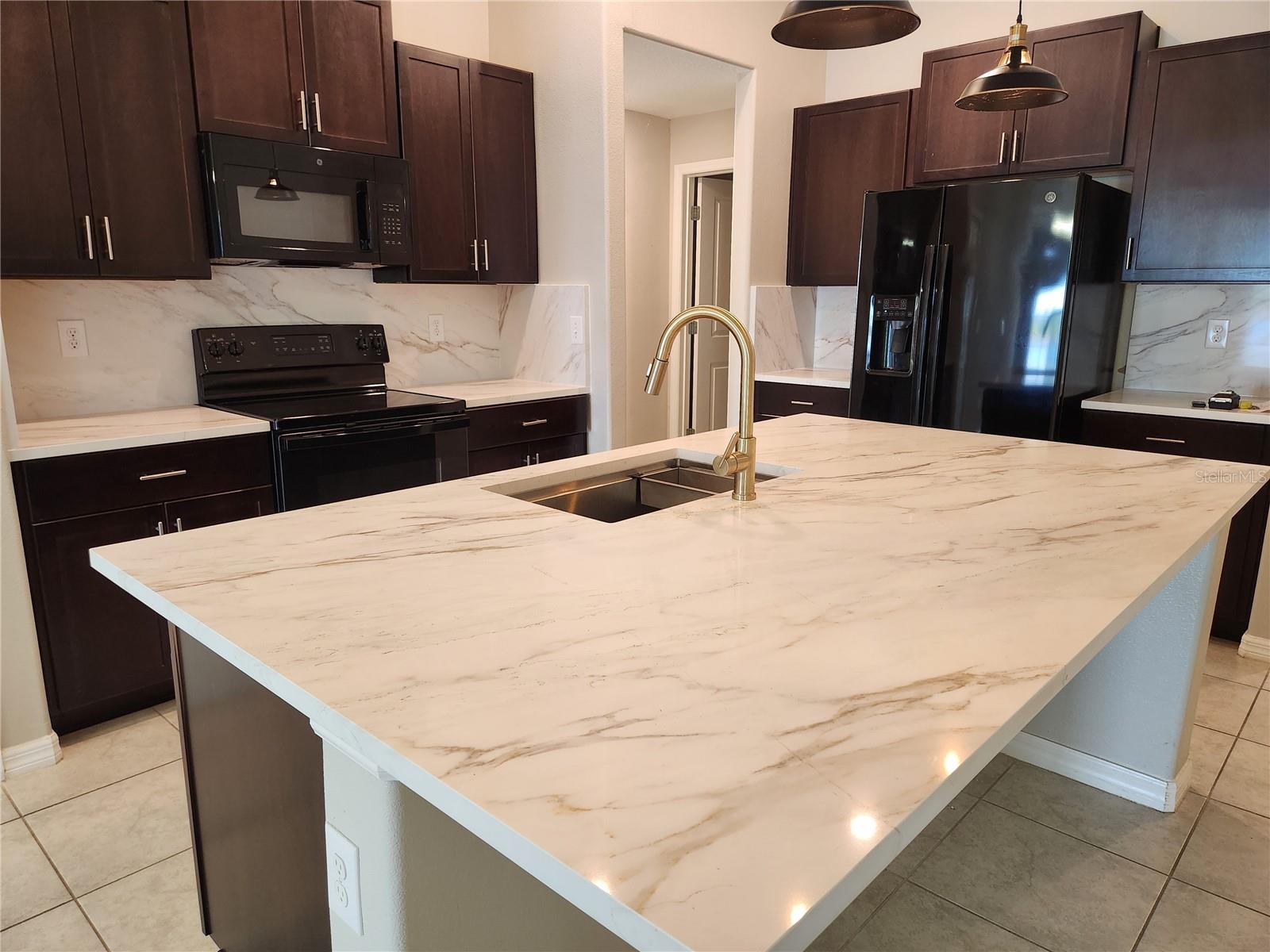 SHELL COVE PH 1 - Residential