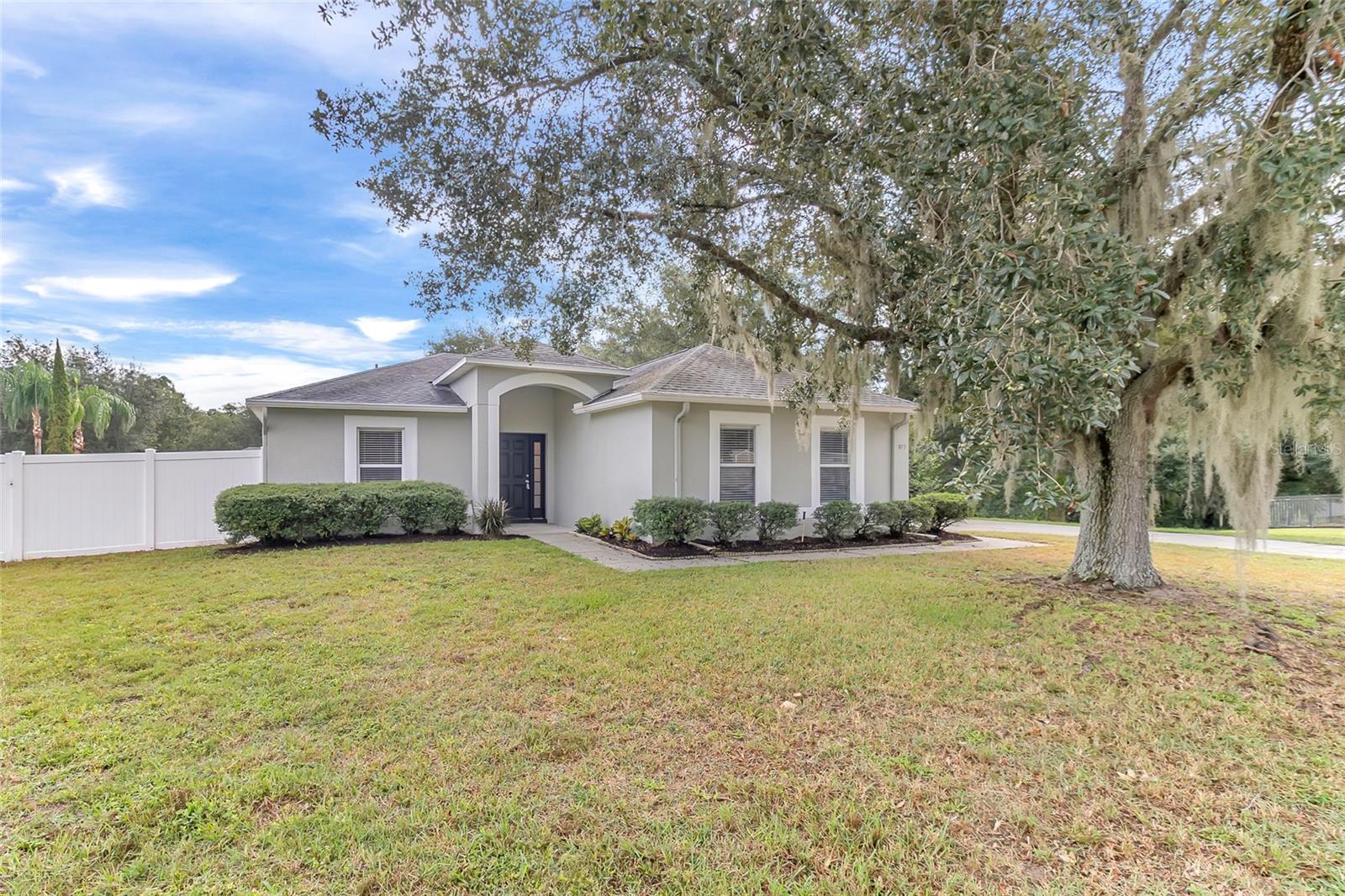 2073 HAYFIELD WAY