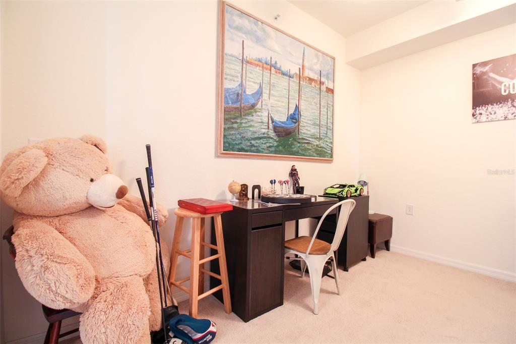 TERRACE II AT LAKEWOOD NATIONAL PH I - Residential Lease