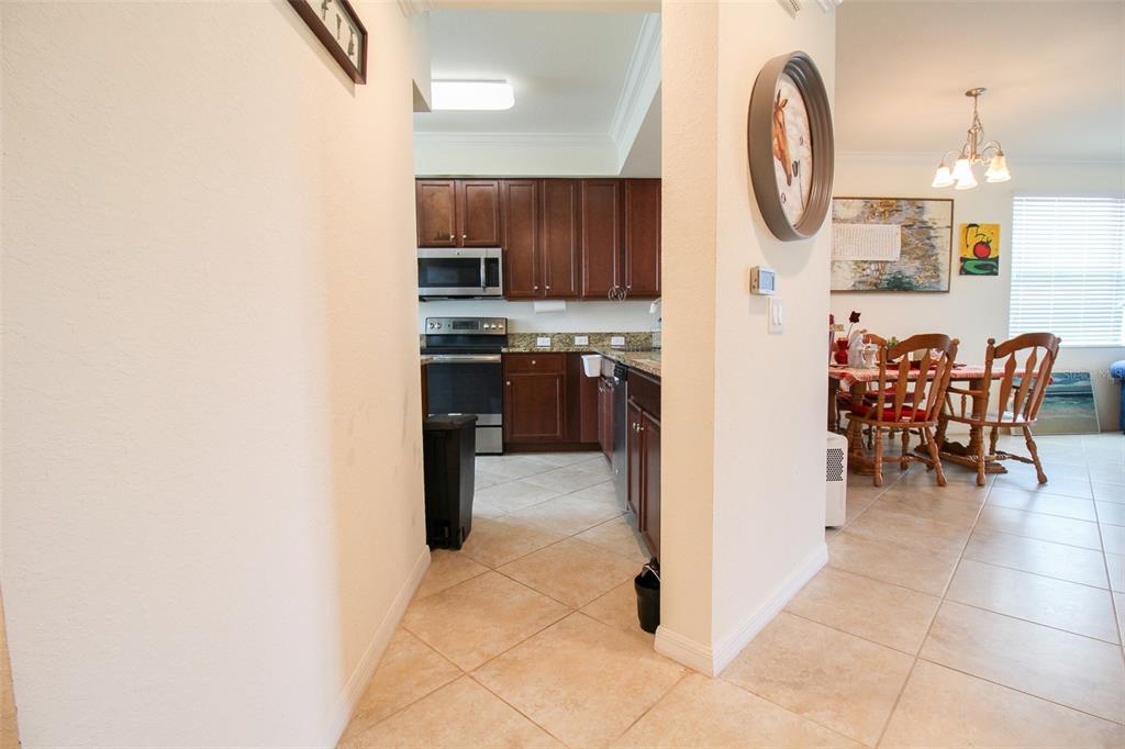 TERRACE II AT LAKEWOOD NATIONAL PH I - Residential Lease