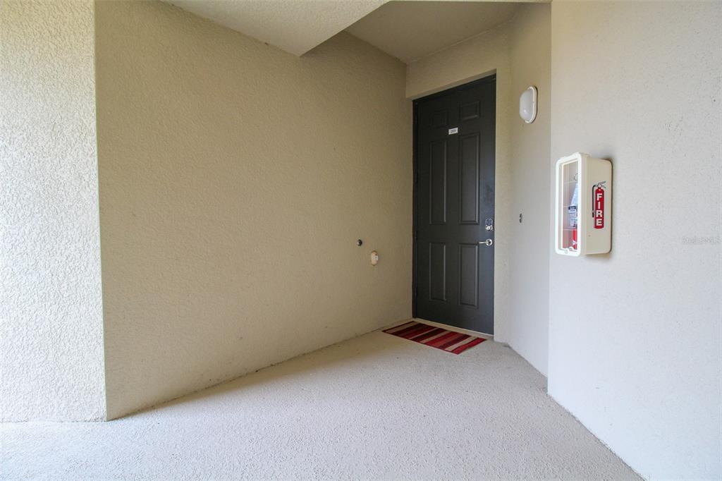TERRACE II AT LAKEWOOD NATIONAL PH I - Residential Lease
