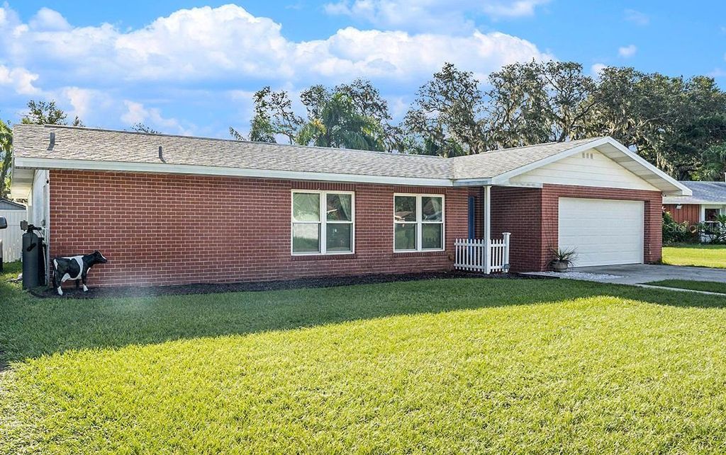 Photo of 3512 Yale Cir, Riverview, FL 33578 (MLS # TB8423640)