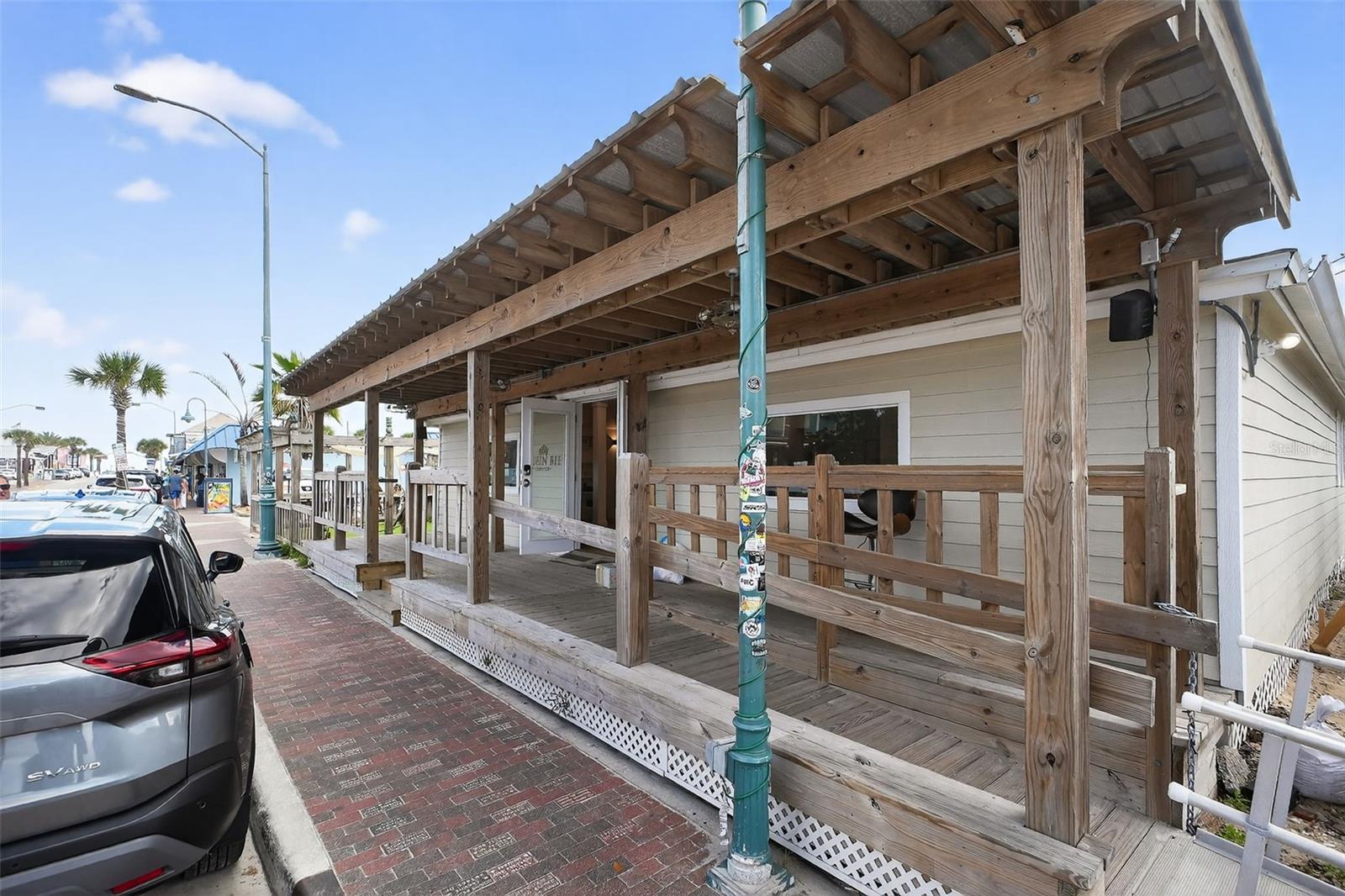 NEW SMYRNA BRIDGE & INV CO WALKER GRANT - Commercial Sale