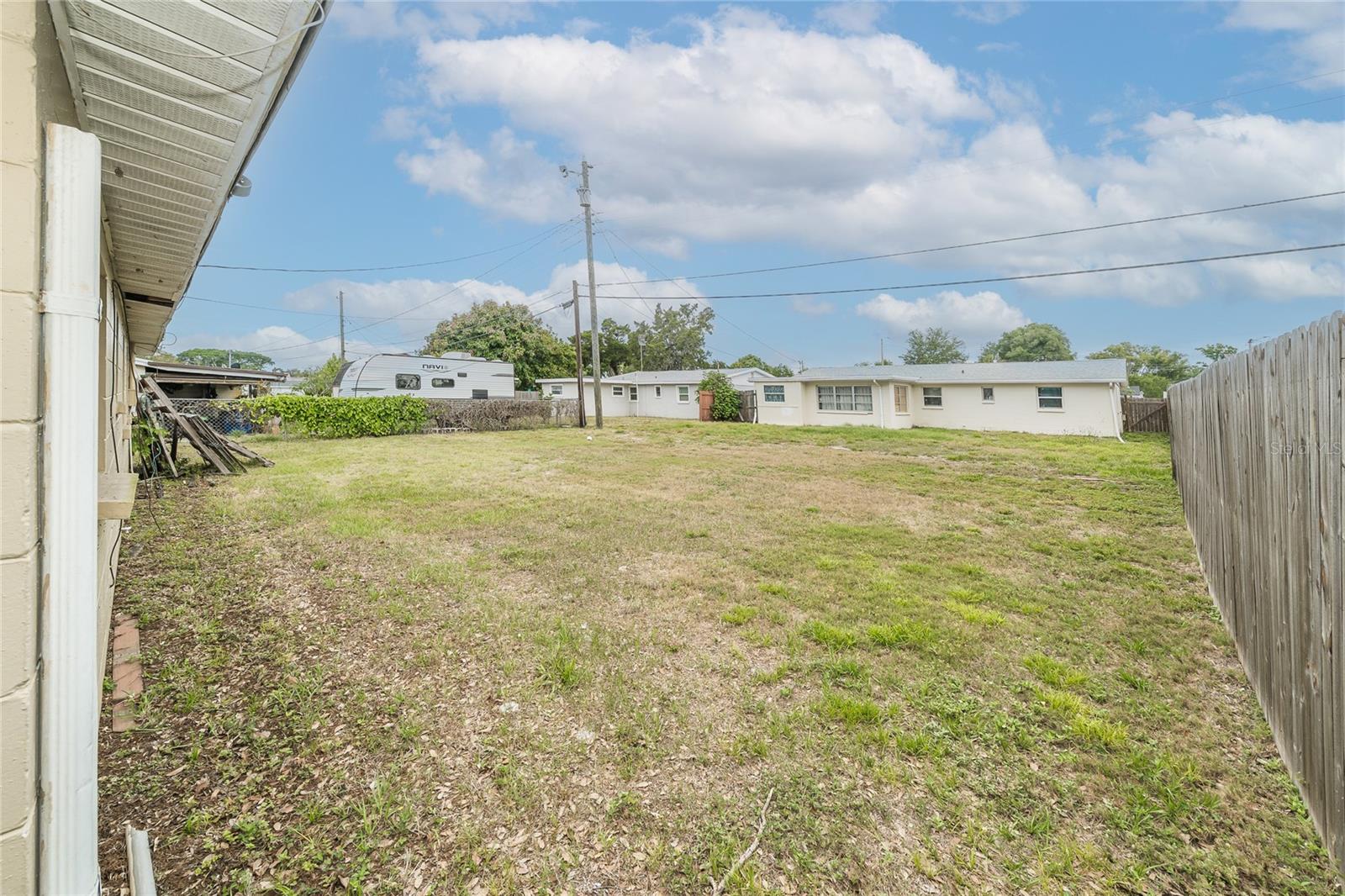 KNOLLWOOD VILLAGE - Residential