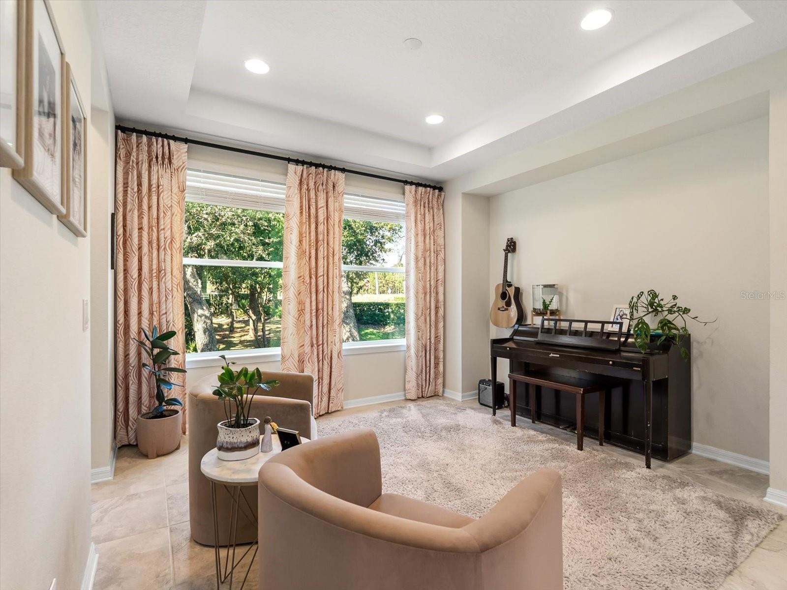 WATERSIDE ON JOHNS LAKE - Residential