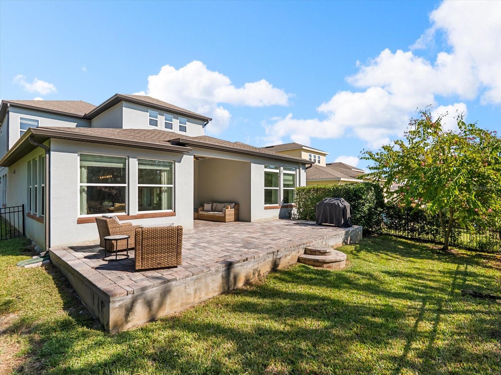WATERSIDE ON JOHNS LAKE - Residential