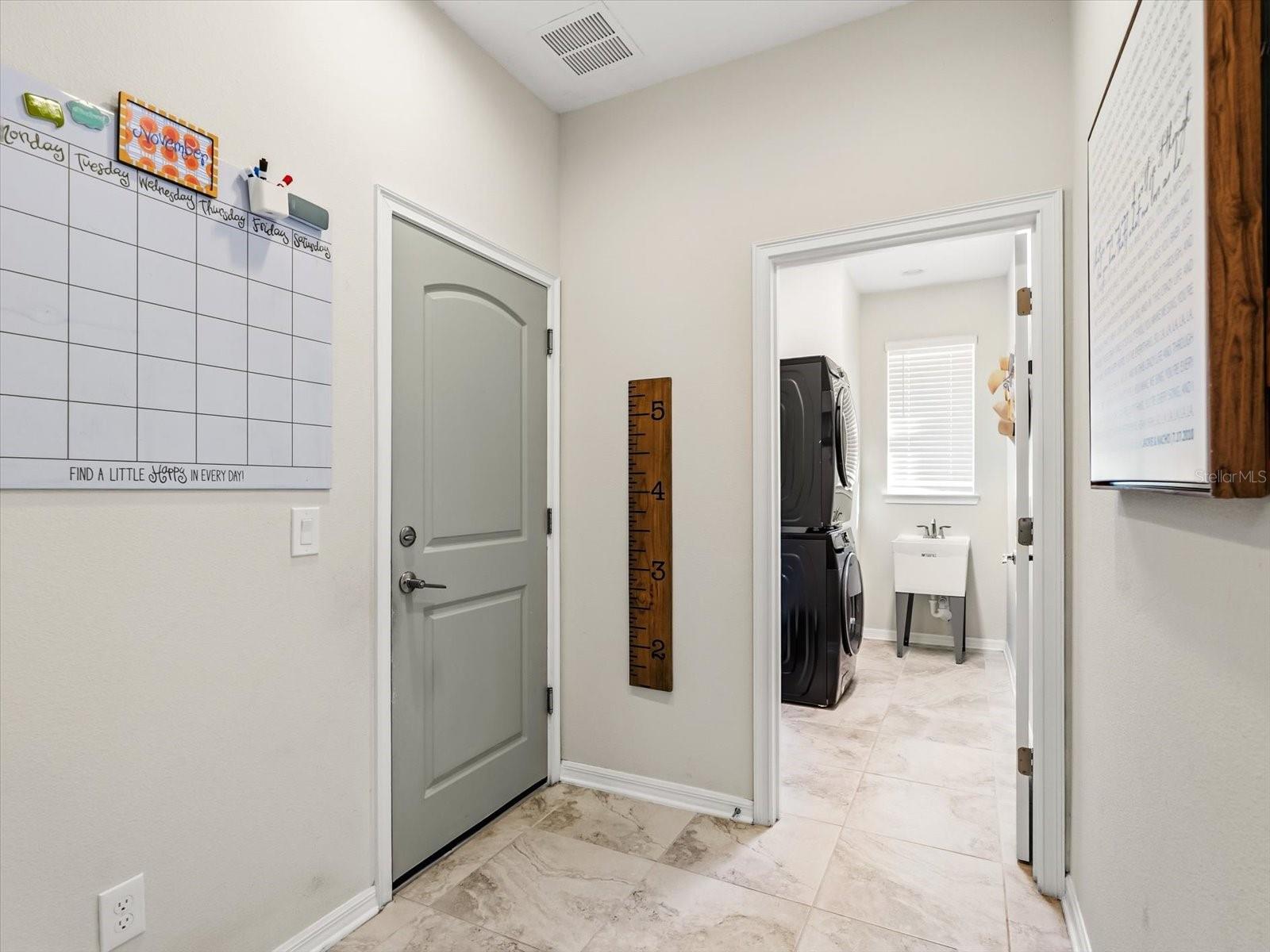 WATERSIDE ON JOHNS LAKE - Residential