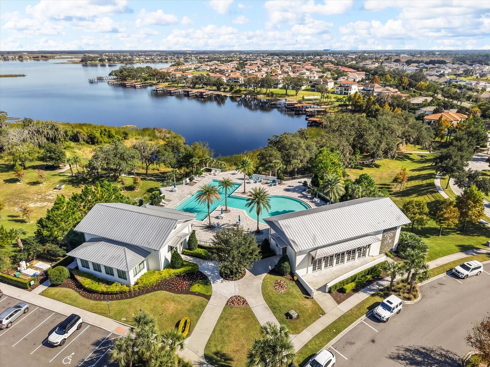 WATERSIDE ON JOHNS LAKE - Residential