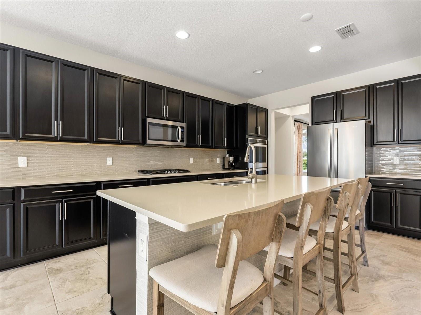 WATERSIDE ON JOHNS LAKE - Residential