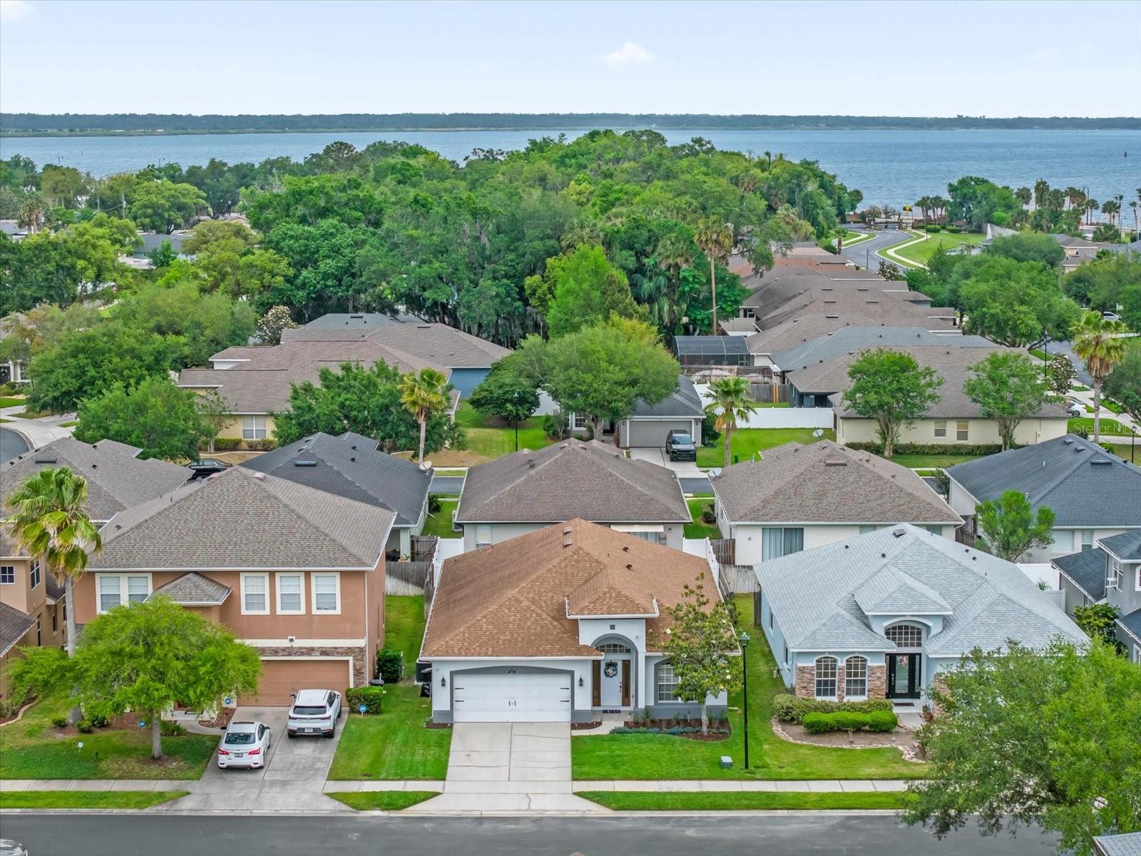 VENETIAN BAY - Residential