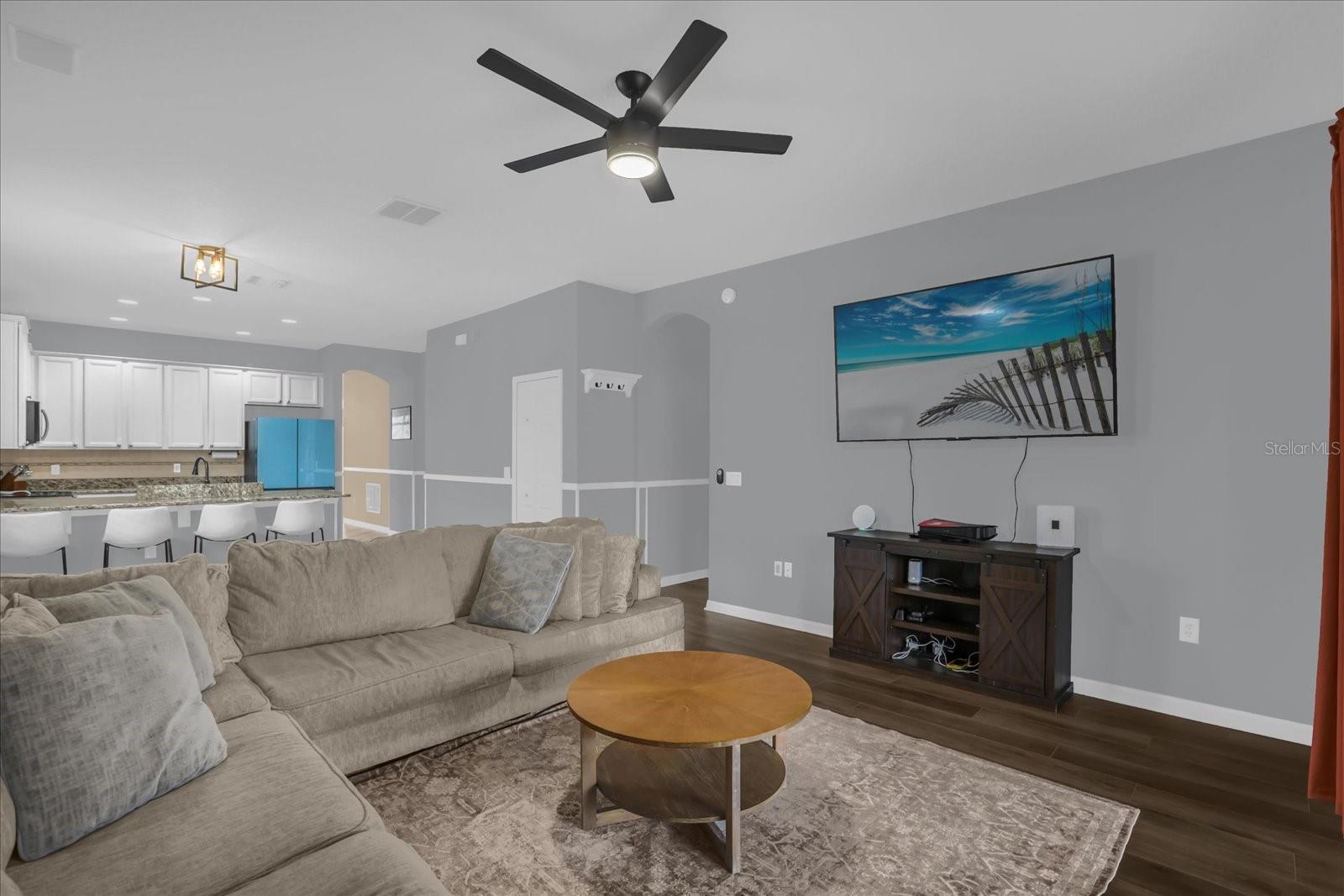 VENETIAN BAY - Residential