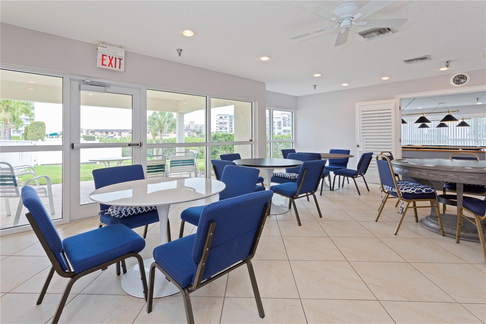 HARBOURSIDE CONDO - Residential