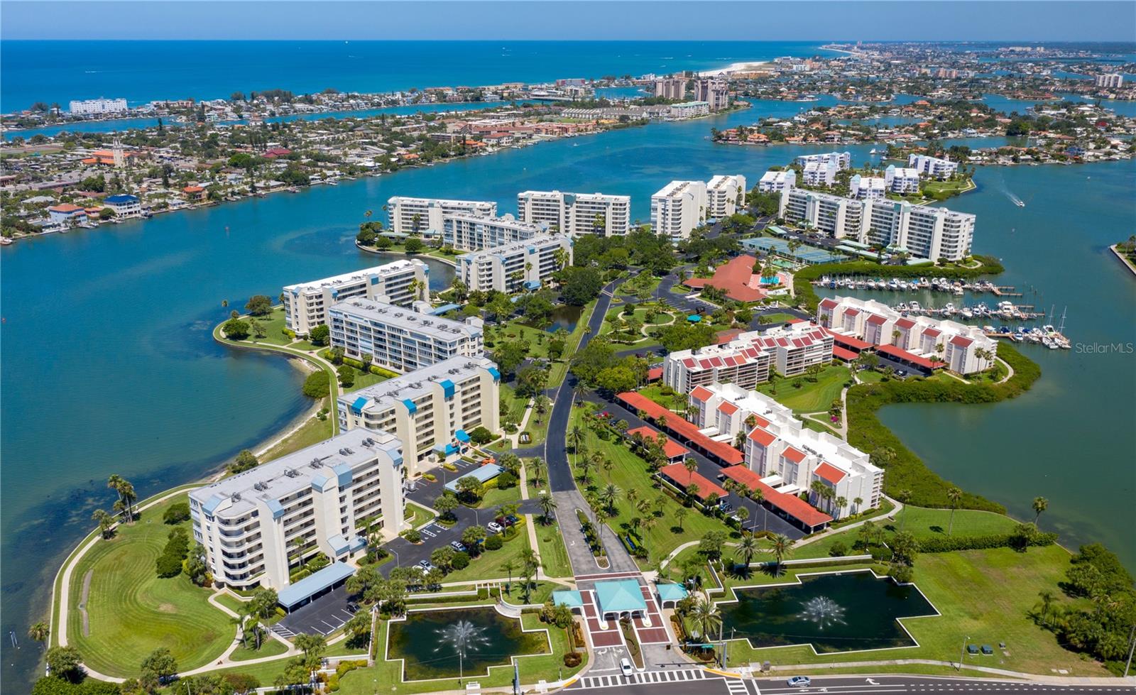 HARBOURSIDE CONDO - Residential