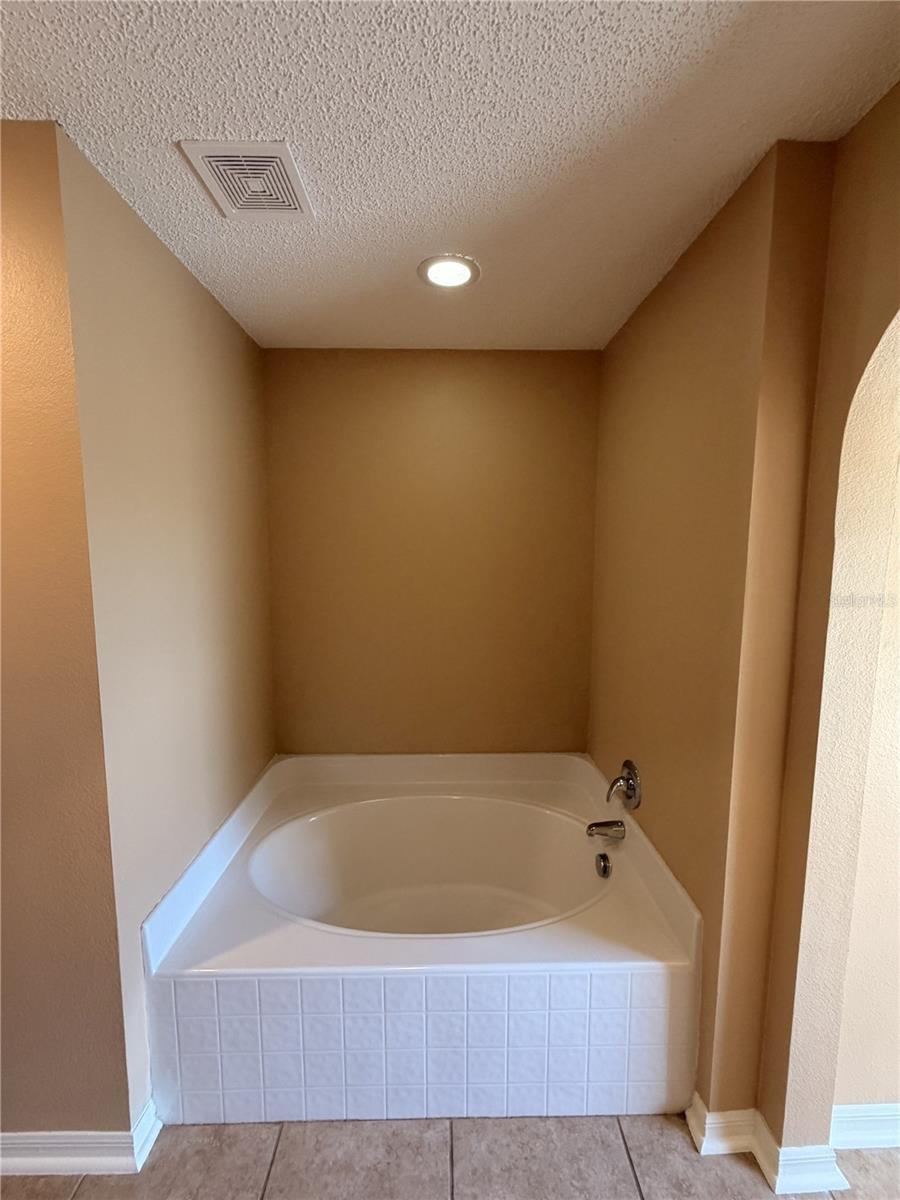 PALM COAST SECTION 24 - Residential Lease