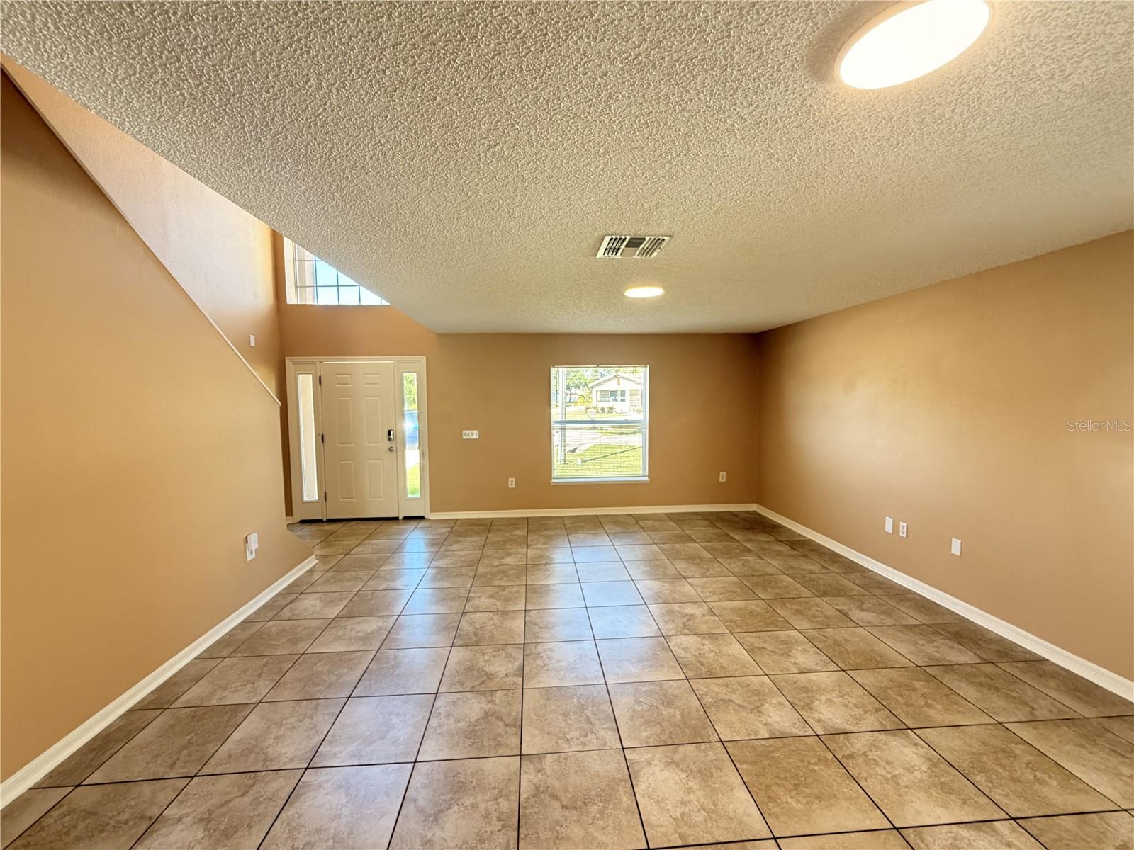 PALM COAST SECTION 24 - Residential Lease