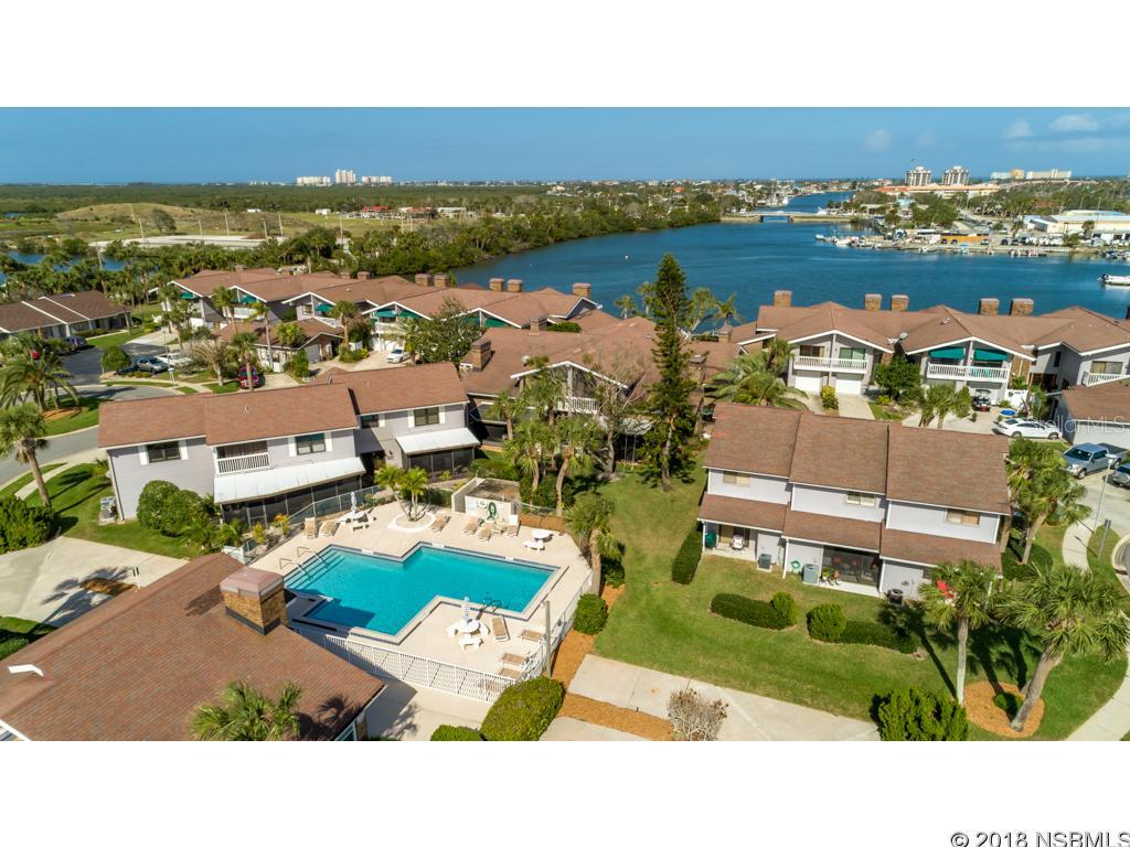 Venetian Villas - Residential