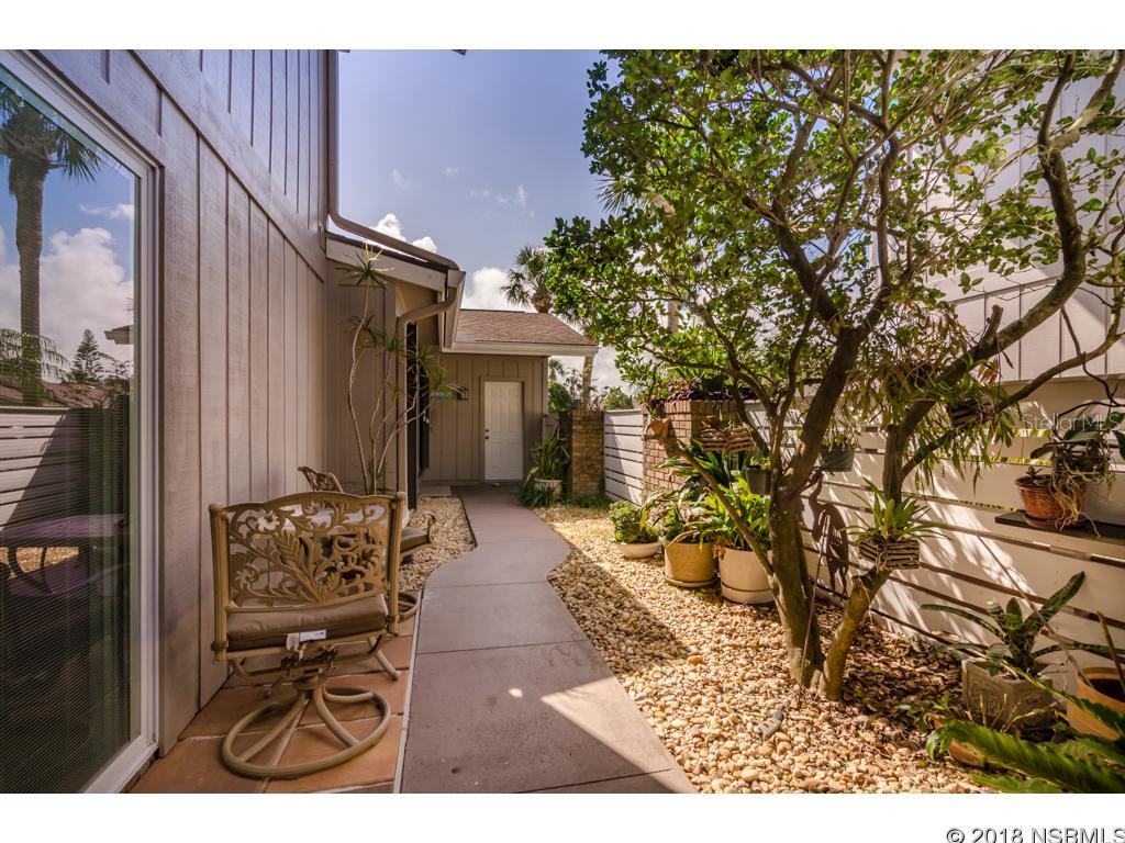 Venetian Villas - Residential