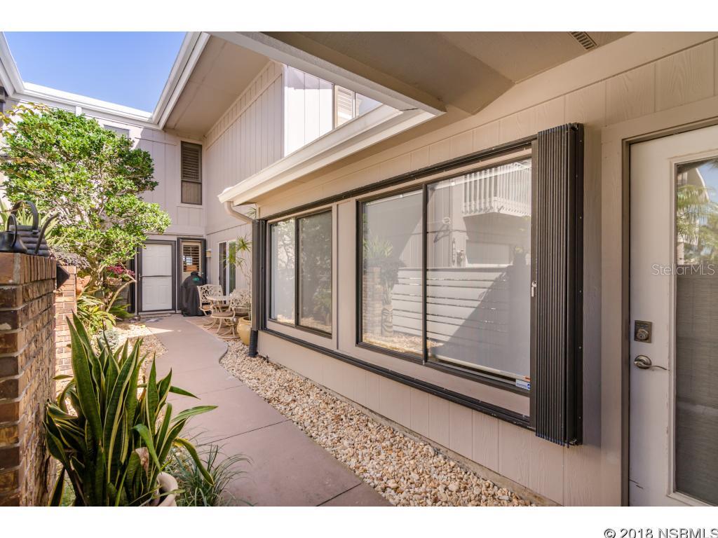 Venetian Villas - Residential