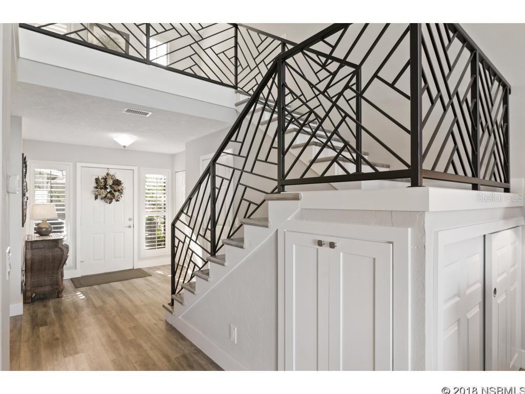 Venetian Villas - Residential