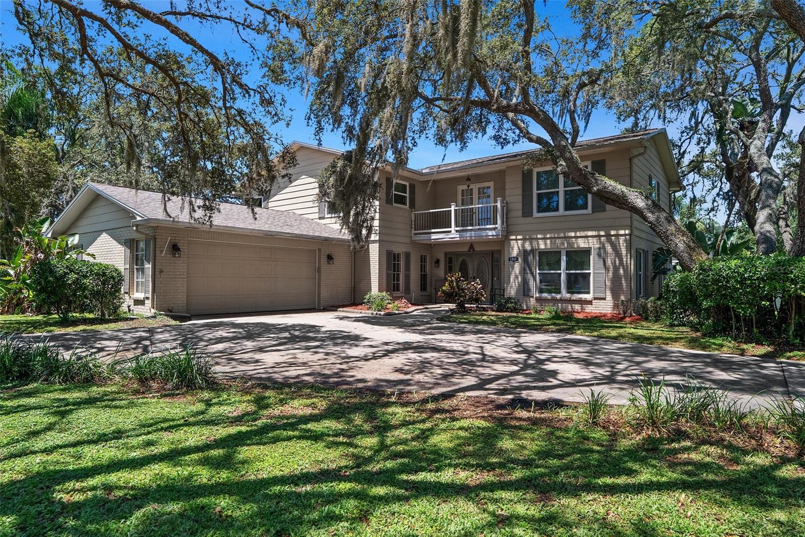 ** VA ASSUMABLE LOAN** Welcome to this beautiful CUSTOM BUILT 5bd/3ba/2.5cg + POOL home located in the heart of Brandon in the well established Brandonwood Estates. This spacious home features a flexible layout perfect for multi-generational living. NO HOA or CDD, with this oversized corner lot you could bring your boat and RV. The circular driveway makes for an easy in and out. The back yard is fully fenced in and the property has plenty of matured oak trees. Once inside, the foyer opens to a formal living room. The downstairs includes a great room with a fire place, a multi-use room currently set up as an office, ideal for remote workers or as a formal dining room. The heart of the home is the EAT-IN kitchen that offers plenty of cabinet space, a pantry, coffee bar, courts countertops and all appliances included. Upstairs you will find 5 spacious bedrooms including the master retreat complete w/its own private en suite bath. Enjoy some time on the balcony looking over your property. Now lets go out back into the large BONUS ROOM where you have a bar for serving and a pool table for entertaining all while swimming in the large 16 x 35 sparkling pool and enjoying the fire pit out back as well. New Roof 2020, Windows 2024, AC 2022 , Pool resurfaced in 2024. This beautiful home is ideally located conveniently near the local elementary school, minutes to shopping/dining at Westfield Mall, w/easy commutes via I75, I4 & the Crosstown. *Seller is offering a Home credit for the front door and Bathtub.*