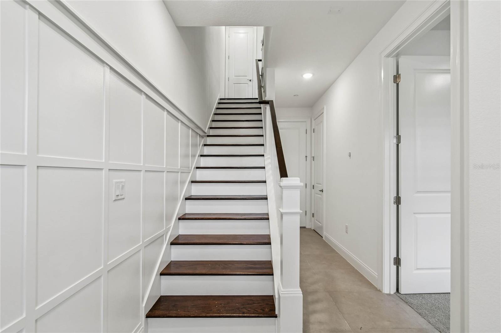 TOWNES AT NORTHLAKE - Residential