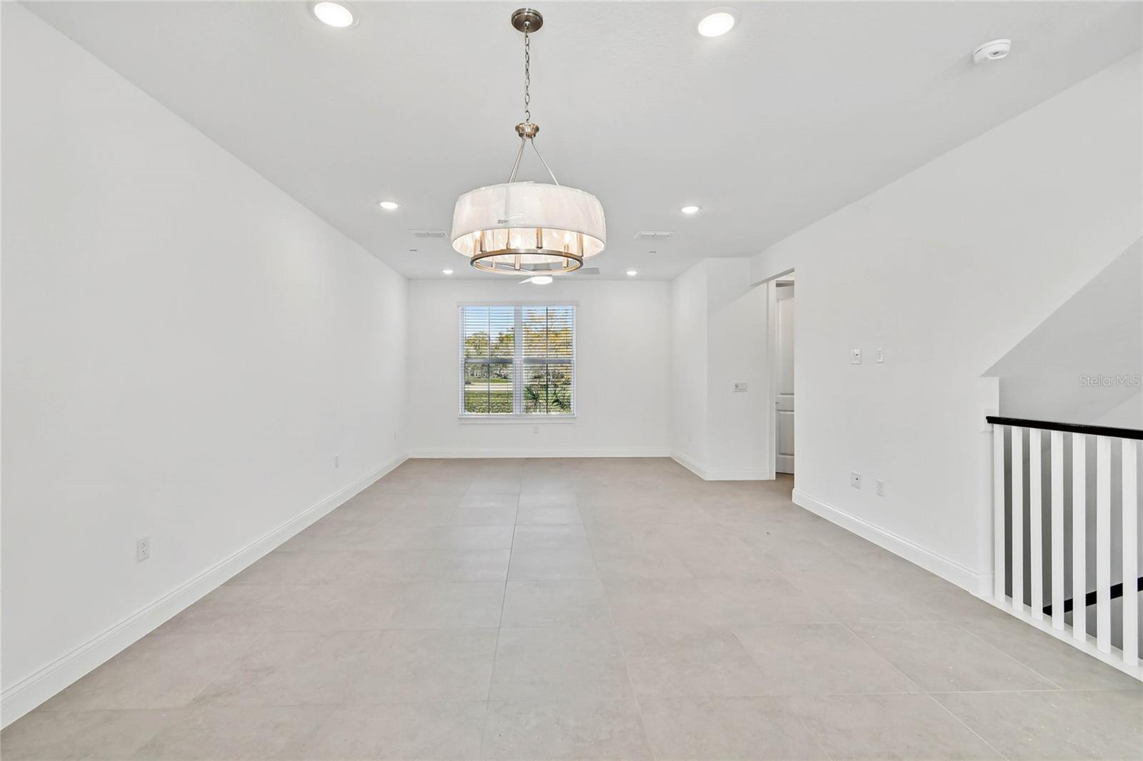 TOWNES AT NORTHLAKE - Residential