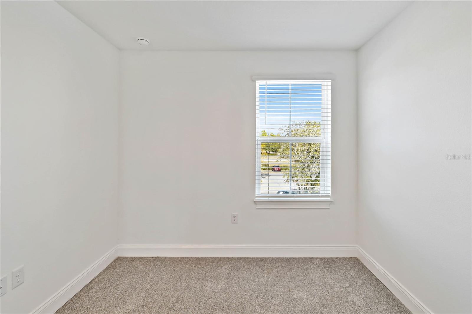 TOWNES AT NORTHLAKE - Residential