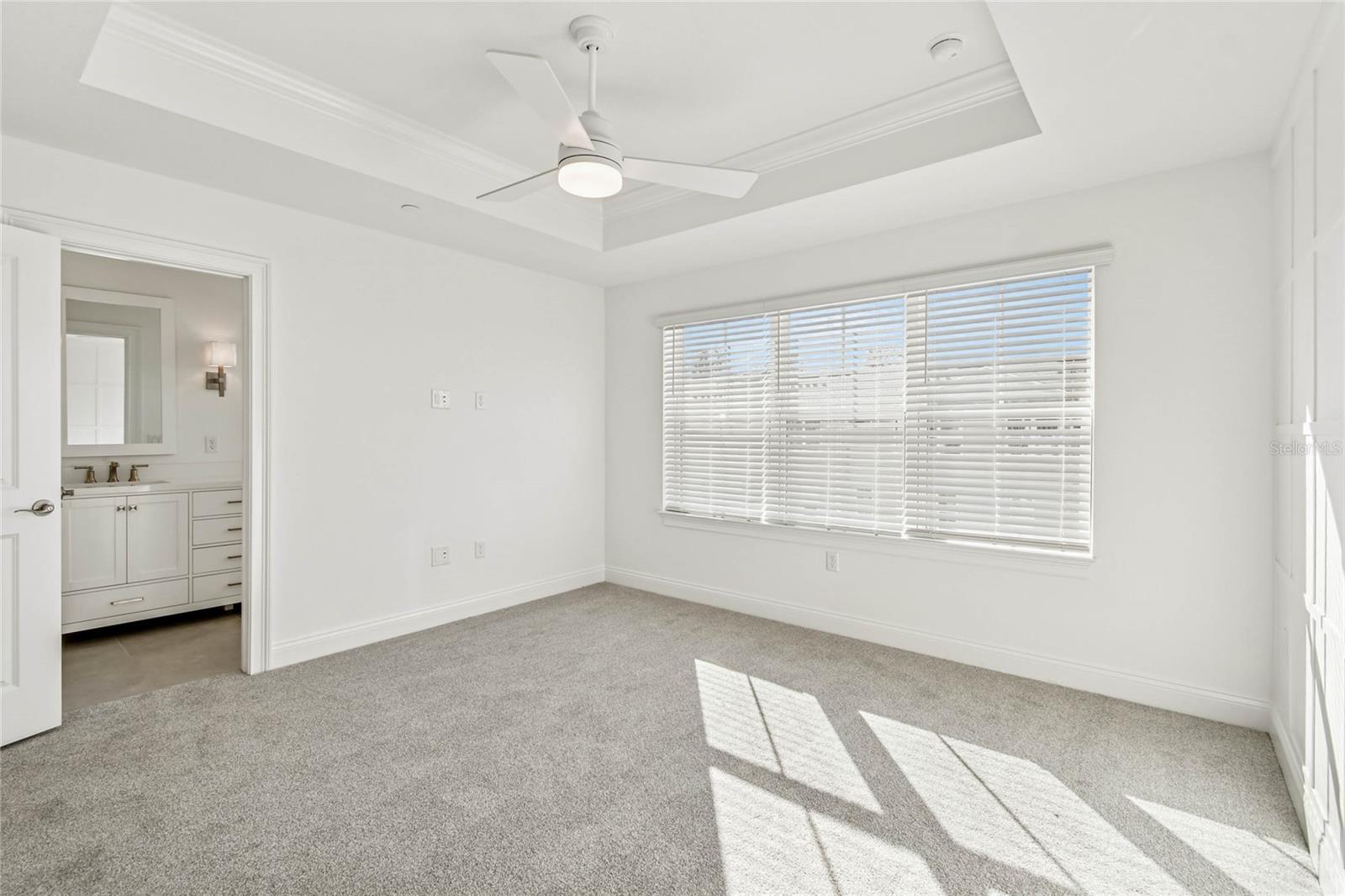 TOWNES AT NORTHLAKE - Residential