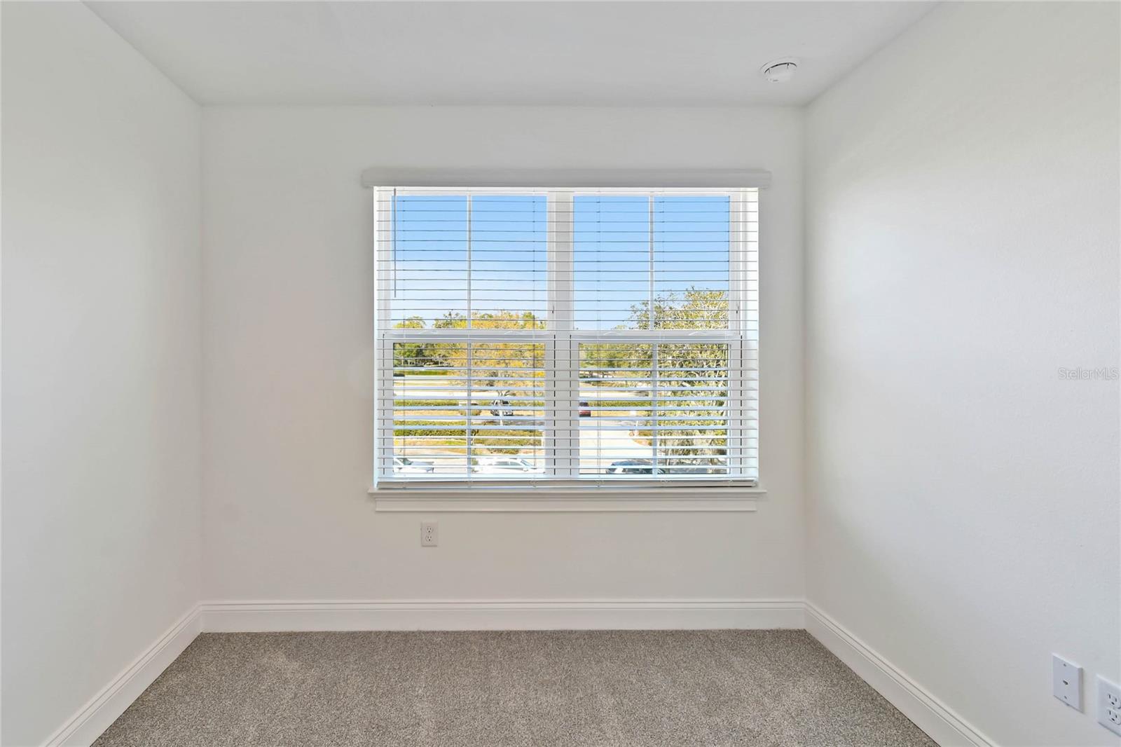 TOWNES AT NORTHLAKE - Residential