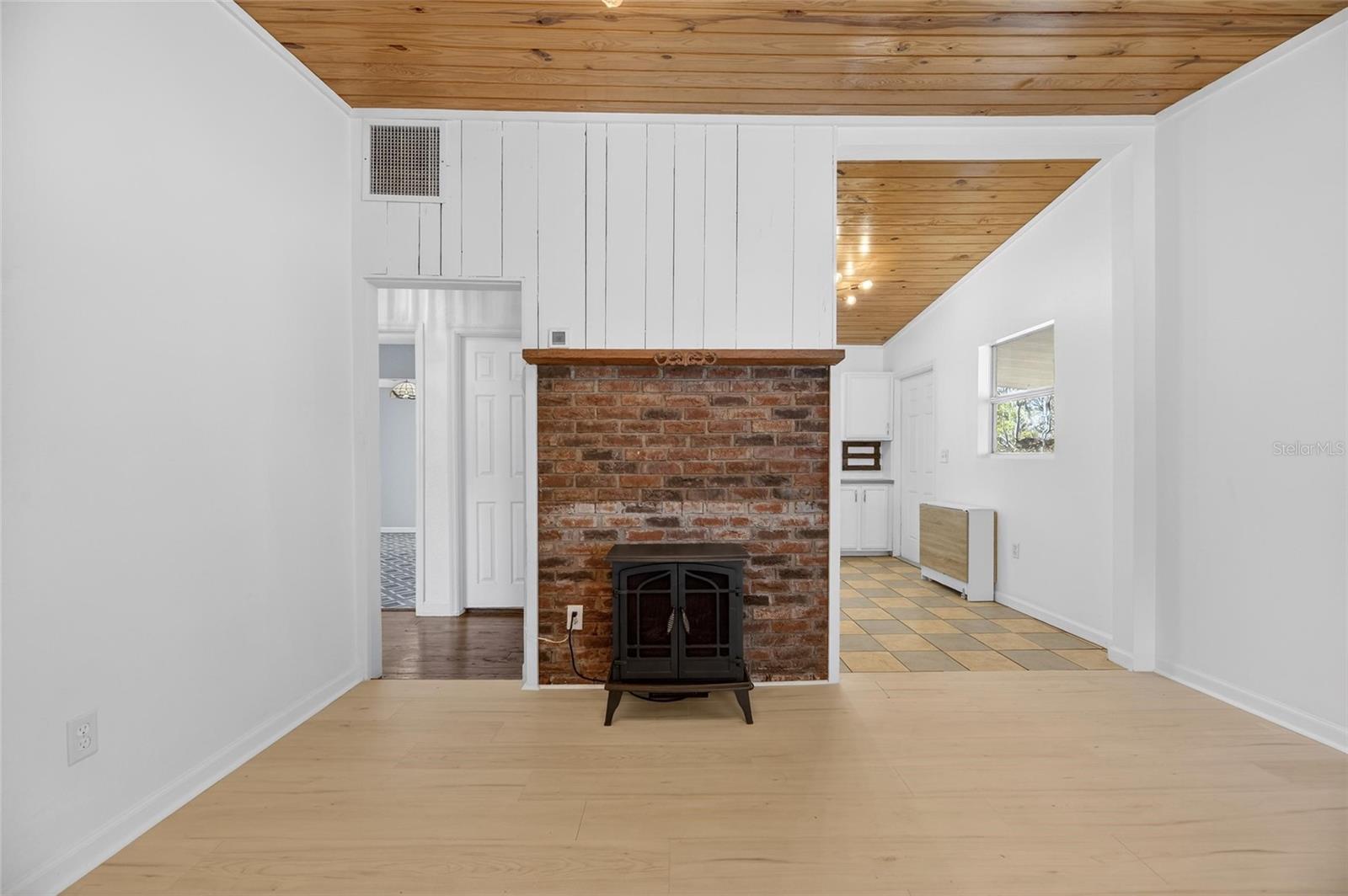 UNPLATTED - Residential