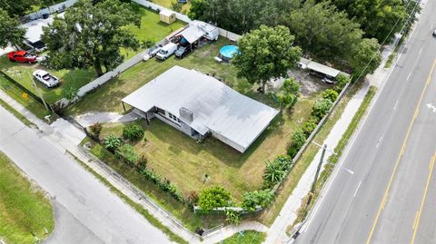 A home in GIBSONTON